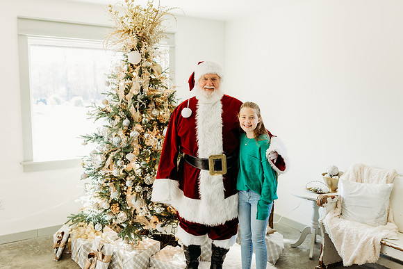 Santa Glass House 2024-Batting-104