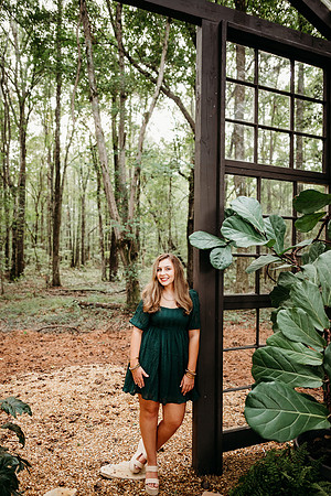 Senior-Carli-85
